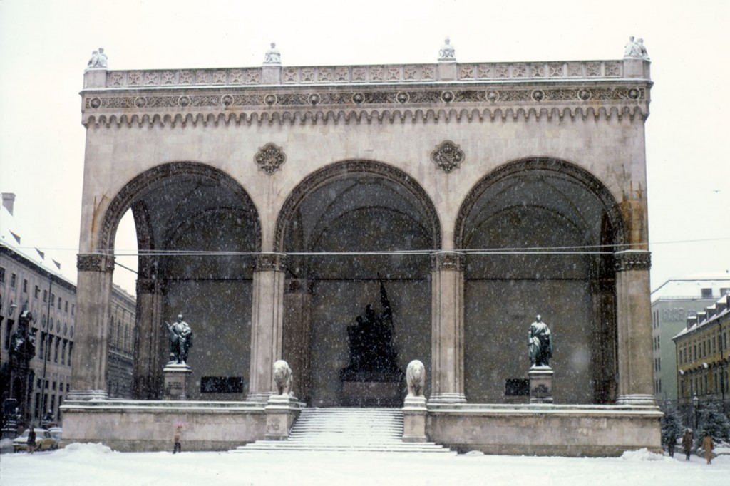 The Feldherrnhalle monument in Munich 